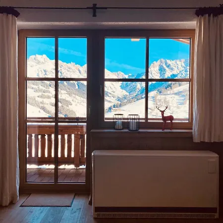 Σαλέ Ski-in & Ski-out Out Maria With Amazing Mountain View *