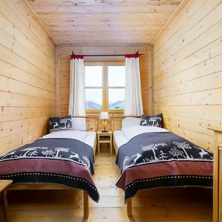 Ski-in & Ski-out Out Maria With Amazing Mountain View Maria Alm am Steinernen Meer