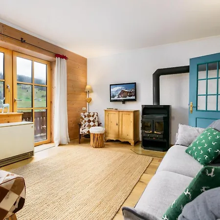 Ski-in & Ski-out Out Maria With Amazing Mountain View Domek alpejski