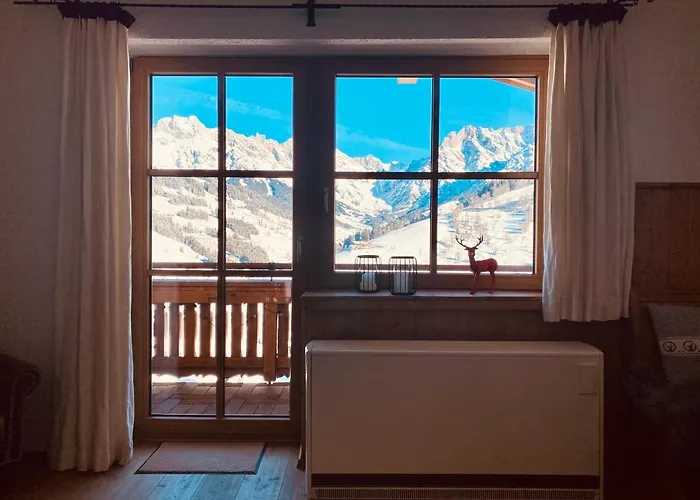 בקתה Ski-in & Ski-out Out Maria With Amazing Mountain View *